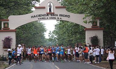 /deportes/-media-maraton-hacienda-san-isidro-una-carrera-poco-usual/48683.html