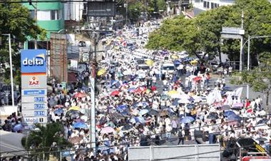 /vidasocial/marcha-en-contra-del-matrimonio-igualitario/74501.html