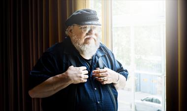 /cine/george-r-r-martin-afirma-estar-aprovechando-el-confinamiento-para-terminar-libro-de-got/90765.html