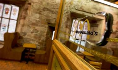 /vidasocial/-sabias-que-existe-aun-un-mcdonald-s-medieval-en-inglaterra-/43581.html