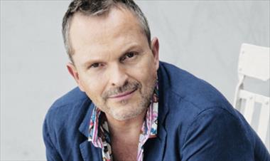 /vidasocial/miguel-bose-les-transmite-a-sus-hijos-tener-pasion-en-lo-que-hagan/54366.html