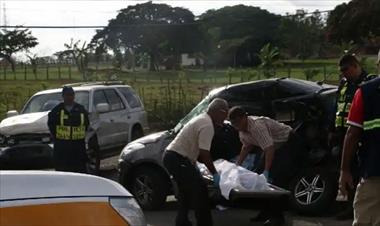 /vidasocial/mujer-joven-muere-luego-de-perder-el-control-e-vehiculo/73011.html