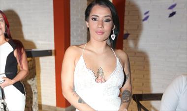 /vidasocial/foto-nelva-saldana-nos-hicieron-un-reto-y-nos-dimos-un-pico-/73819.html