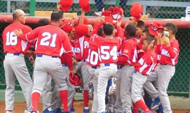 /deportes/panama-logra-su-primera-victoria-en-el-campeonato-panamericano-de-beisbol-sub-10/65747.html