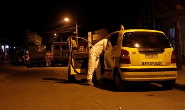 /vidasocial/delincuentes-son-capturados-luego-de-una-persecucion-en-taxi-robado/61211.html