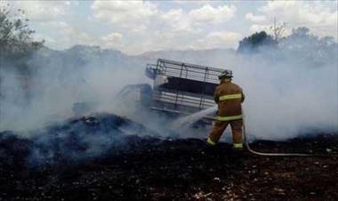 /vidasocial/un-vehiculo-se-incendio-en-macaracas/45914.html