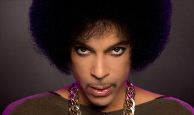 /vidasocial/despues-de-su-muerte-el-cantante-prince-rompe-records-en-billboard/31467.html