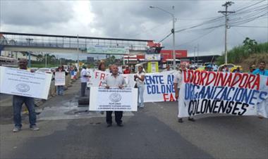 /vidasocial/agrupaciones-populares-cierran-la-via-en-medida-de-protesta-por-las-persecuciones/57408.html