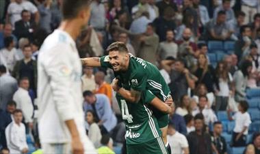 /deportes/real-madrid-pierde-ante-el-betis-y-el-barcelona-se-aleja-en-la-punta/64402.html