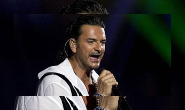 /vidasocial/ricardo-arjona-la-tipa-seguia-con-el-elemento-erotico-/69350.html