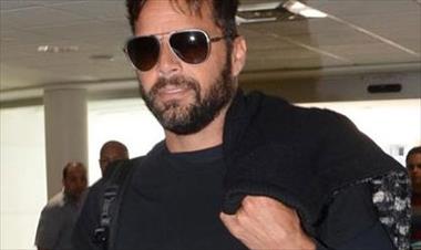 /vidasocial/el-padre-de-ricky-martin-se-encuentra-fuera-de-peligro/39615.html