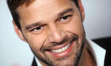 /vidasocial/ricky-martin-se-dejo-ver-junto-a-su-pequena-lucia/85321.html