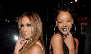 /vidasocial/rihanna-confirma-relacion-de-jennifer-lopez-con-drake/38650.html