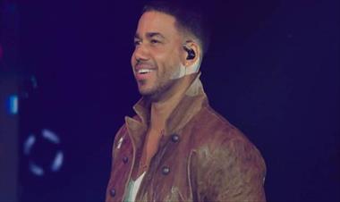 /vidasocial/romeo-santos-sorprendio-a-sus-seguidores/83236.html