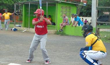 /deportes/hoy-arrancan-semifinales-de-sofbol-nacional/37063.html