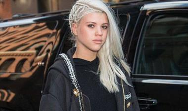 /vidasocial/sofia-richie-dice-que-es-de-raza-negra/37470.html