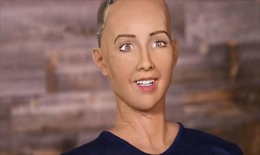 /vidasocial/robot-sophia-ya-tiene-ciudadania-descubre-que-pais-se-la-dio-/68200.html