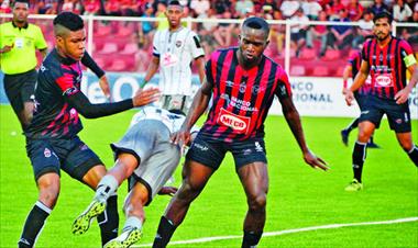 /deportes/sporting-san-miguelito-logra-primera-victoria-en-el-torneo-apertura-2017/63339.html