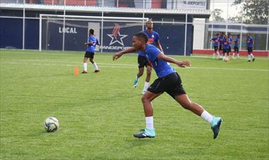 /deportes/seleccion-de-panama-sub-16-parte-rumbo-a-el-salvador/69968.html