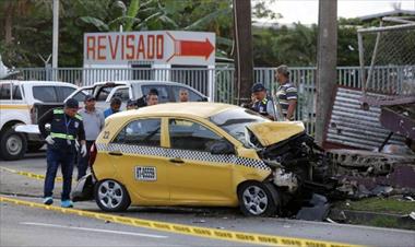 /vidasocial/muere-taxista-luego-de-recibir-fuerte-golpe-por-detras/64938.html