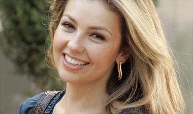 /vidasocial/thalia-en-pijamas-y-sin-maquillaje-causa-revuelo-en-las-redes/60621.html