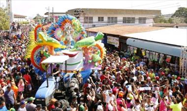 /vidasocial/calle-arriba-y-calle-abajo-de-ocu-no-participaran-en-los-carnavales/40064.html