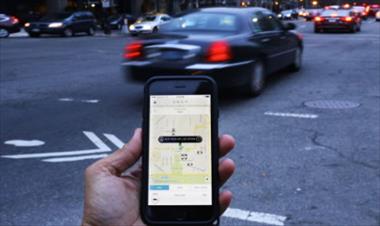 /vidasocial/uber-quiere-cobrarte-si-te-demoras-mas-de-2-minutos/31095.html