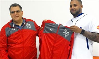 /deportes/hacen-entrega-del-uniforme-oficial-a-la-seleccion-de-beisbol-panamena/69615.html