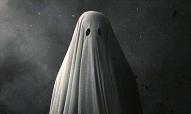 /cine/casey-affleck-y-rooney-mara-protagonizan-el-trailer-de-a-ghost-story-/46704.html