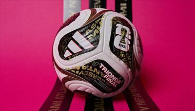 /deportes/adidas-presenta-trionda-final-el-nuevo-balon-oficial-de-las-semifinales-el-partido-por-el-tercer-lugar-y-la-gran-final-del-mundial/107043.html