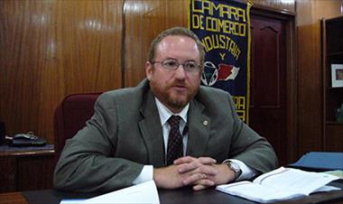 /vidasocial/adolfo-linarez-denuncia-la-explotacion-de-los-paises-potencia/35420.html