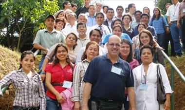 /vidasocial/profesionales-panamenos-actualizan-conocimientos-sobre-manejo-de-lagos-y-embalses/13446.html