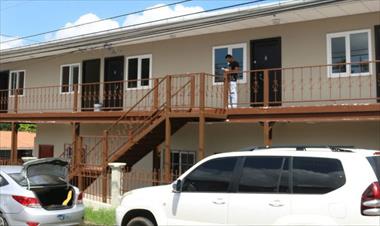 /vidasocial/extranjeros-alquilan-residencias-ilegalmente-en-cerro-viento/62436.html