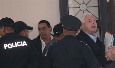 /vidasocial/defensa-de-martinelli-presento-dos-amparos-de-garantias-constitucionales/81343.html