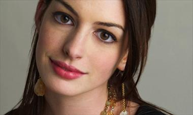 /cine/anne-hathaway-se-convertira-en-naufraga/44649.html