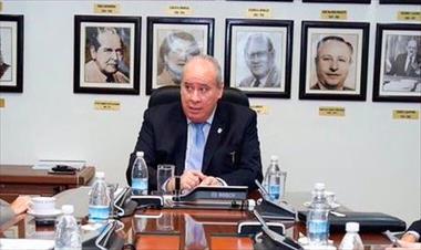 /vidasocial/panamenos-se-pronuncian-ante-decision-de-declarar-en-rebeldia-a-martinelli/66730.html