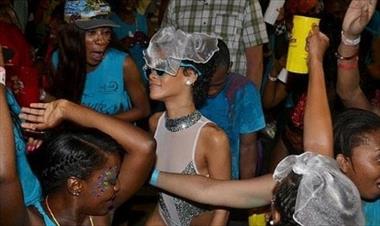 /vidasocial/rihanna-y-su-noche-loca-en-barbados/21443.html