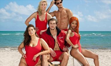 /spotfashion/el-banador-rojo-de-baywatch-ya-esta-disponible-en-todas-las-tallas/51757.html