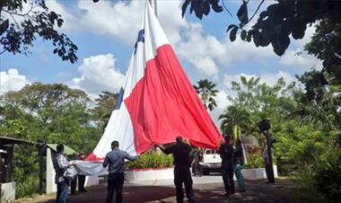 /vidasocial/es-reemplazado-el-pabellon-nacional-sobre-el-cerro-ancon/39511.html