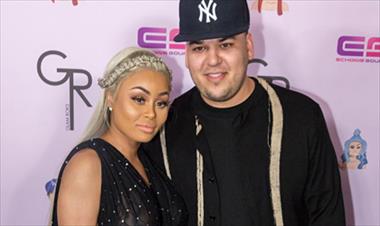 /vidasocial/blac-chyna-podria-solicitar-orden-de-restriccion-contra-rob-kardashian/56927.html