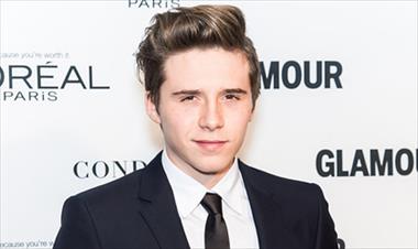 /vidasocial/brooklyn-beckham-consigue-un-puesto-artistico-en-la-firma-de-su-madre/45749.html