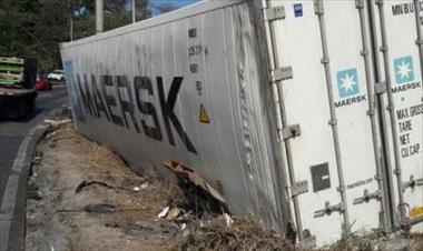 /vidasocial/camion-que-transportaba-ajos-frescos-importados-sufrio-un-percance/46625.html
