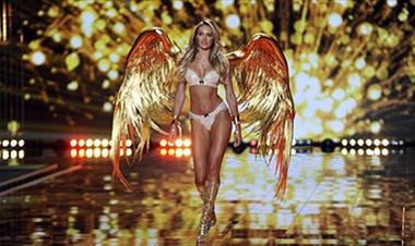 /spotfashion/candice-swanepoel-recupera-sus-alas/53037.html