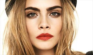 /vidasocial/cara-delevingne-y-su-mannequin-challenge/36872.html