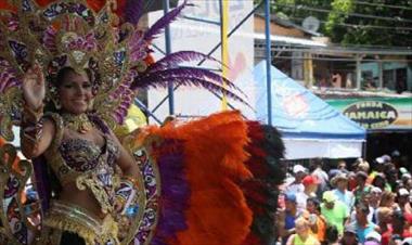 /vidasocial/-400-millones-inyecta-a-la-economia-el-carnaval-de-panama/43559.html