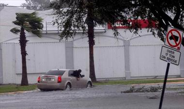 /vidasocial/gobierno-activa-cecodi-para-atender-emergencias-al-paso-del-huracan-harvey/61738.html