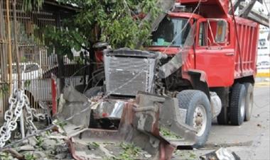 /vidasocial/fotos-accidente-en-el-area-de-villa-de-las-fuentes/17223.html