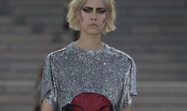 /spotfashion/coleccion-crucero-2018-es-una-dosis-de-vanguardismo/52352.html