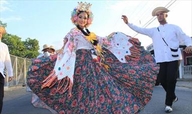 /vidasocial/concurso-nacional-de-la-pollera-a-las-2-pm/58164.html