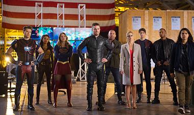 /cine/the-cw-revela-detalles-sobre-el-nuevo-crossover-en-el-arrowverse-/64834.html